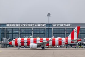 Condor stockt Flugverbindungen am BER auf